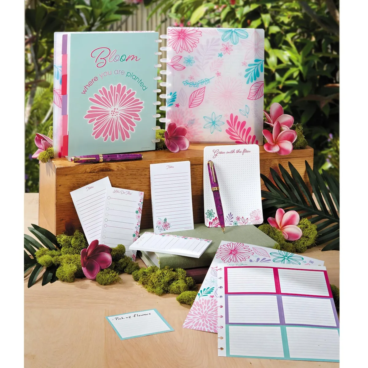 Levenger Midway Refills*Circa Secret Garden Keep and Share Refill (50 sheets)