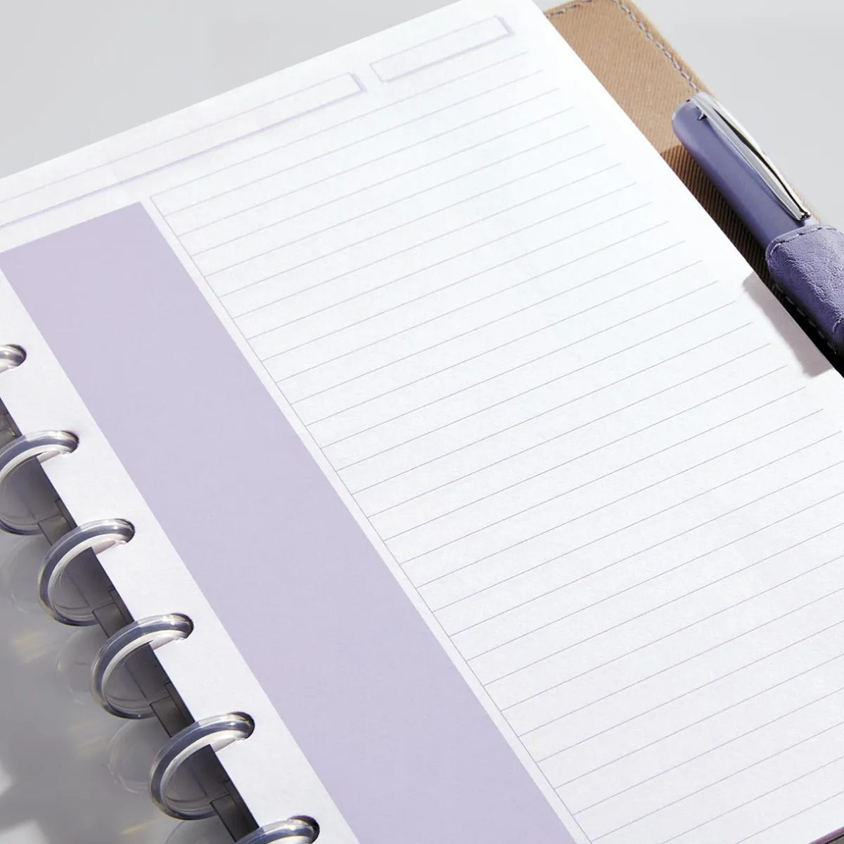 Levenger Junior Refills|Letter Refills*Circa Shaded Annotation Ruled Discbound Refill (100 sheets)