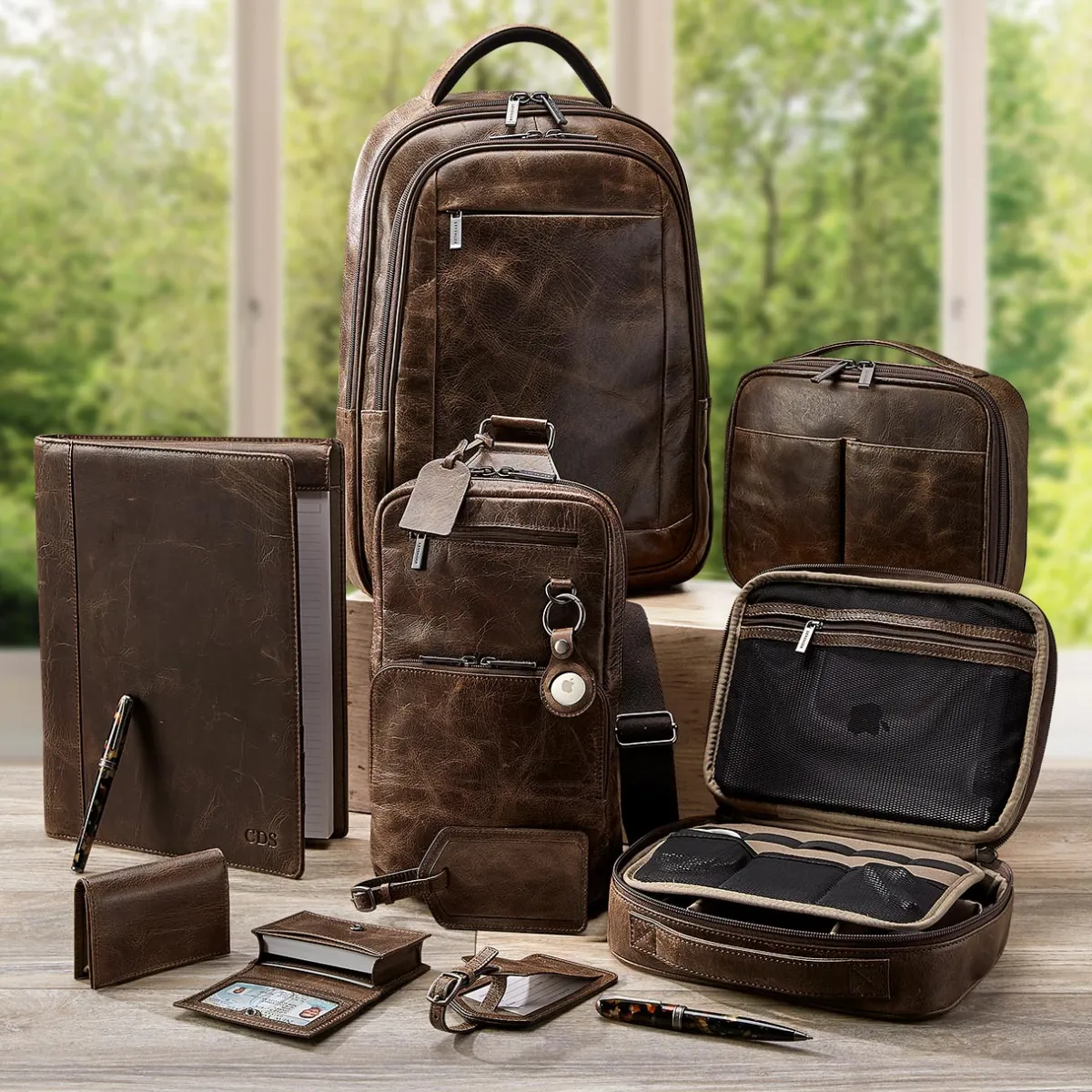 Levenger Wallets & Card Cases*Dakota Leather Card Wallet