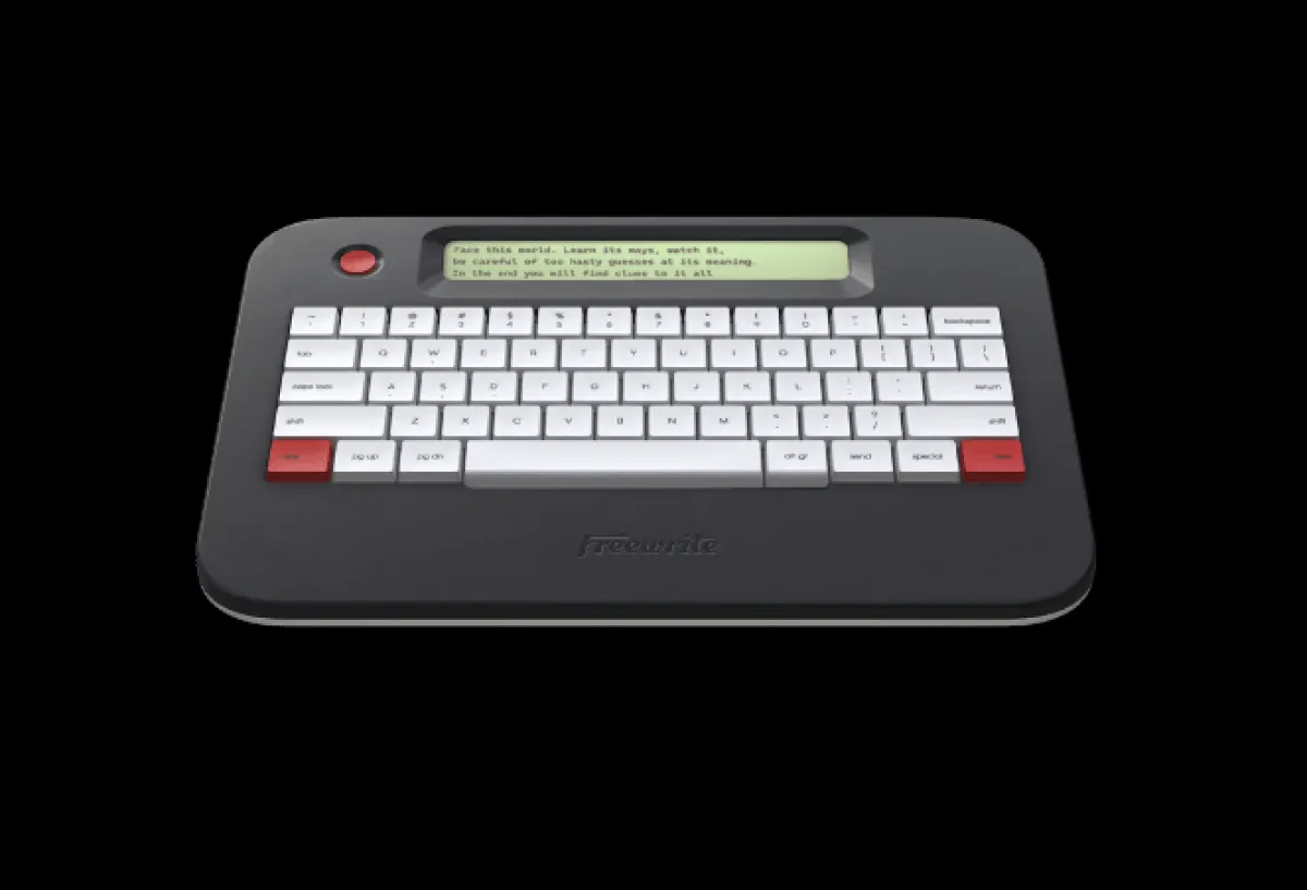 Levenger Tech Essentials*Freewrite Alpha Typewriter in Raven Black With Backlight
