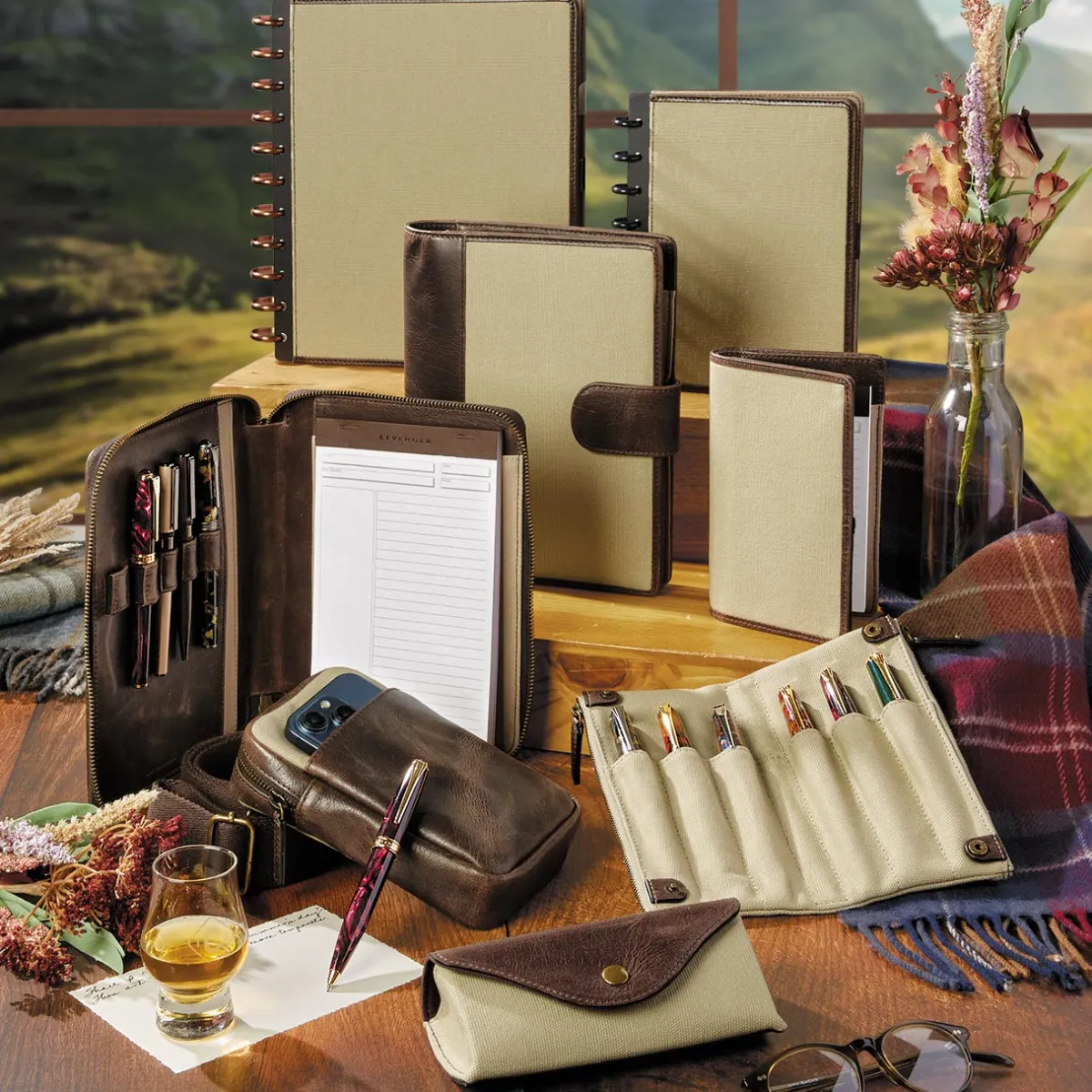 Levenger Padfolios*Highlands Canvas Writer's Folio